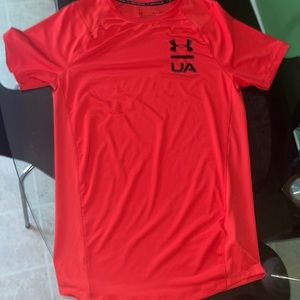 Orange Under Armour dri-fit t-shirt